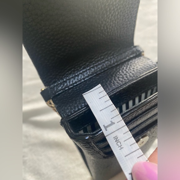 Kate Spade Phone Crossbody Bag Color: Black - Picture 8 of 10